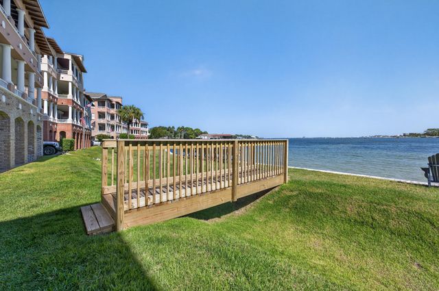 240 SE Brooks Street B202, Fort Walton Beach, FL 32548
