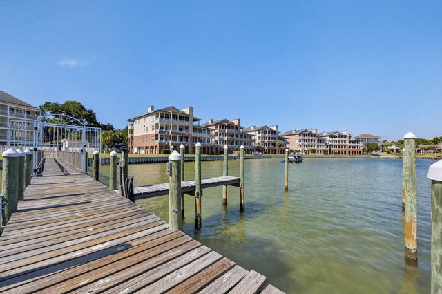 240 SE Brooks Street B202, Fort Walton Beach, FL 32548