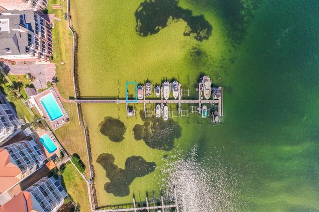 240 SE Brooks Street B202, Fort Walton Beach, FL 32548