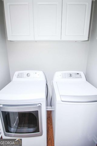 6476 Portside Way, Flowery Branch, GA 30542