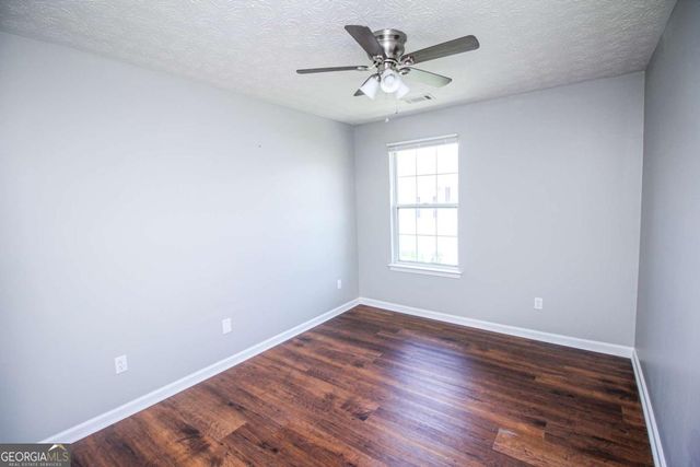 6476 Portside Way, Flowery Branch, GA 30542
