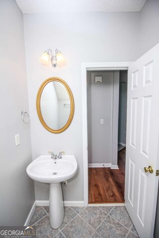 6476 Portside Way, Flowery Branch, GA 30542