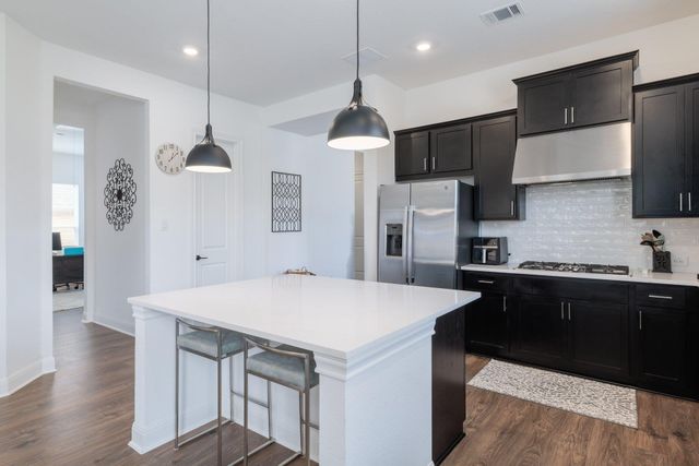 1236 Scenic Green LOOP, Georgetown, TX 78628