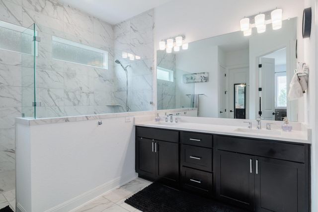 1236 Scenic Green LOOP, Georgetown, TX 78628