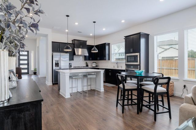 1236 Scenic Green LOOP, Georgetown, TX 78628