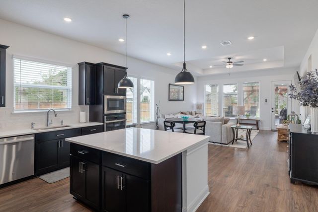 1236 Scenic Green LOOP, Georgetown, TX 78628