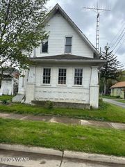 305 Main Street, Wapakoneta, OH 45895