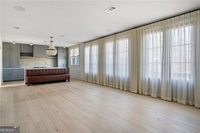 2183 Niles Place, Atlanta, GA 30324