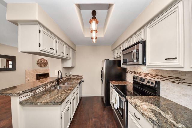 2220 Bering Drive 29, Houston, TX 77057