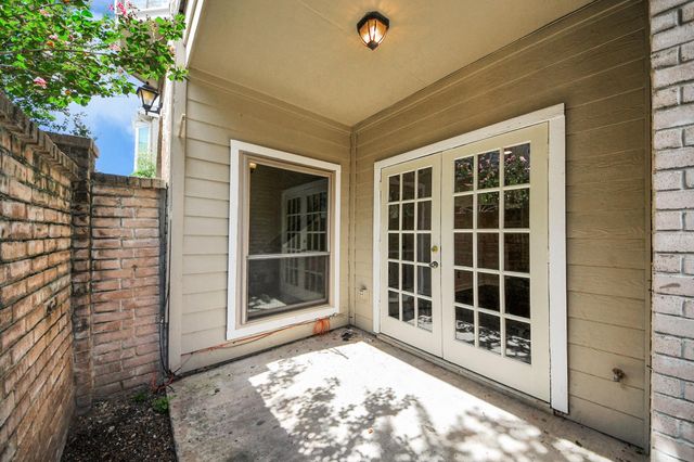 2220 Bering Drive 29, Houston, TX 77057