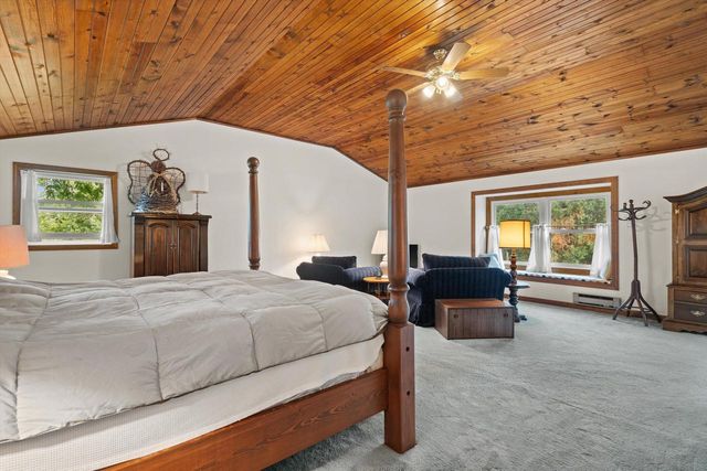 18045 Lamplighter LANE, Brookfield, WI 53045