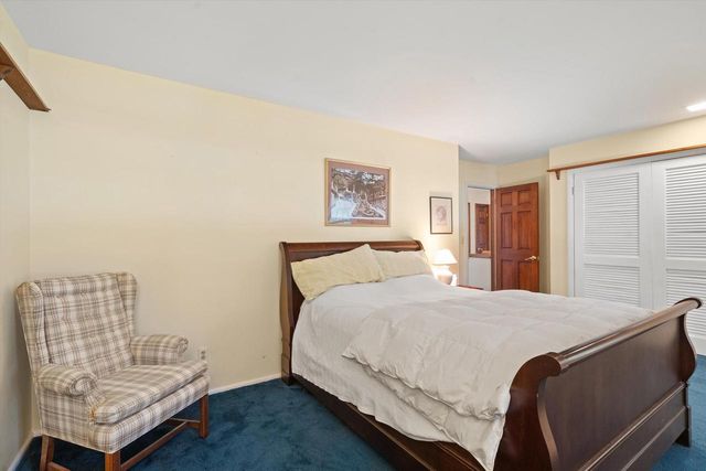 18045 Lamplighter LANE, Brookfield, WI 53045
