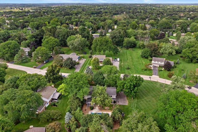 18045 Lamplighter LANE, Brookfield, WI 53045
