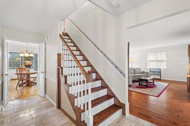 18045 Lamplighter LANE, Brookfield, WI 53045