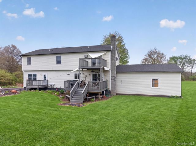 60 Long Lane, Wallkill, NY 12589