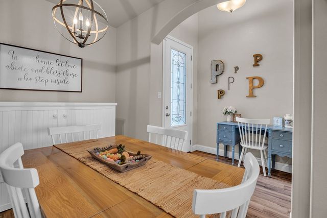 6102 Valley View St, Midland, TX 79705