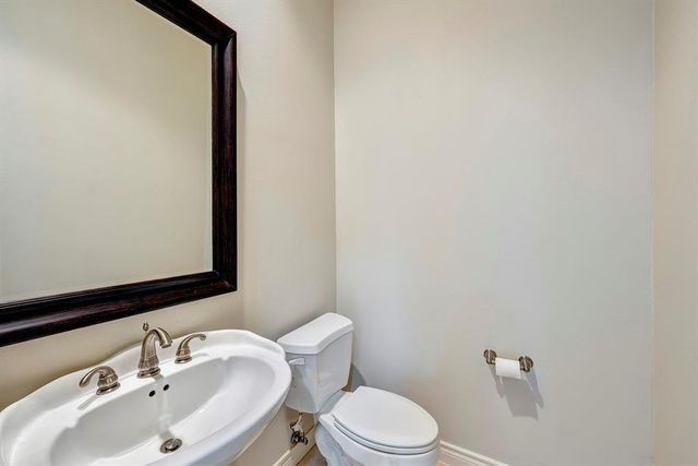 2514 Maxroy Street, Houston, TX 77007