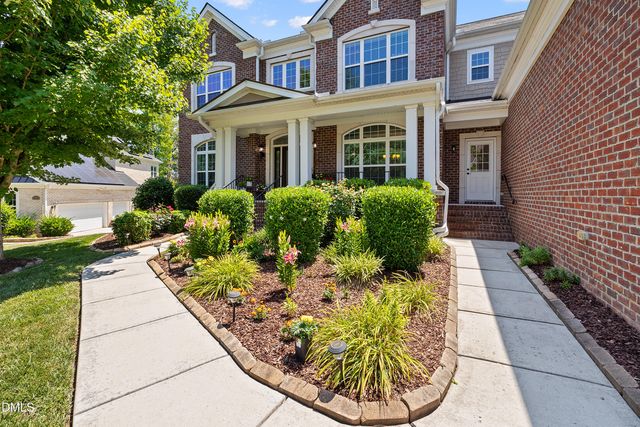 720 Manassas Gap Place, Cary, NC 27519