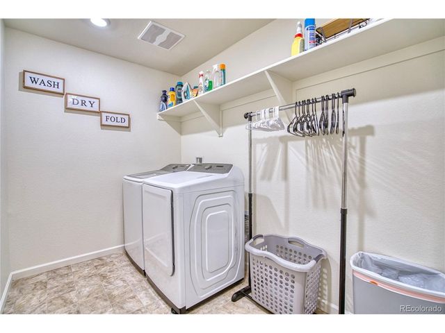 2300 Mountain Sky Dr, Fort Lupton, CO 80621