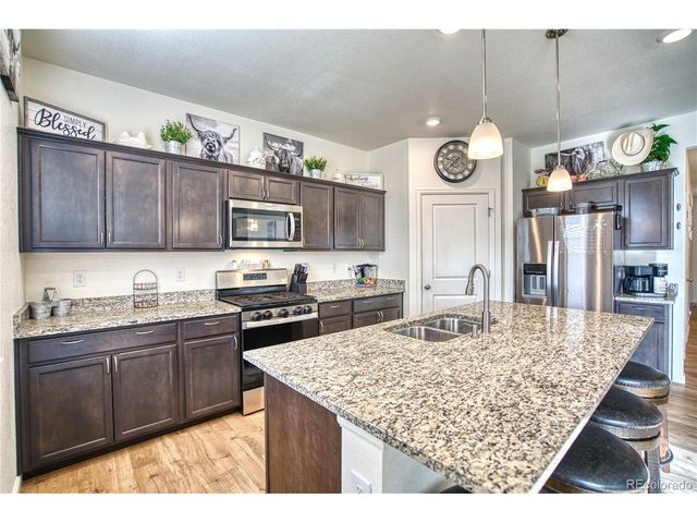 2300 Mountain Sky Dr, Fort Lupton, CO 80621