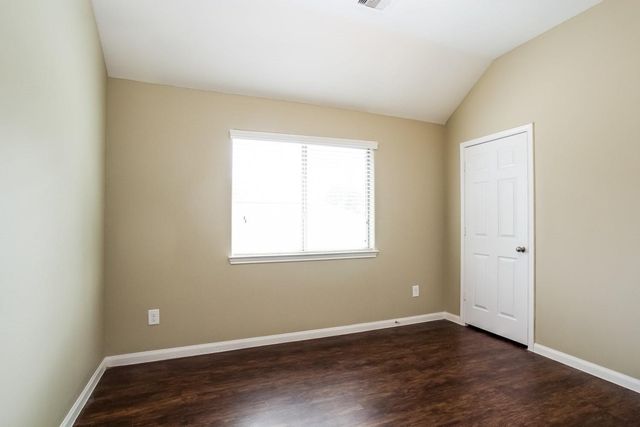 13433 Raintree Drive, Montgomery, TX 77356