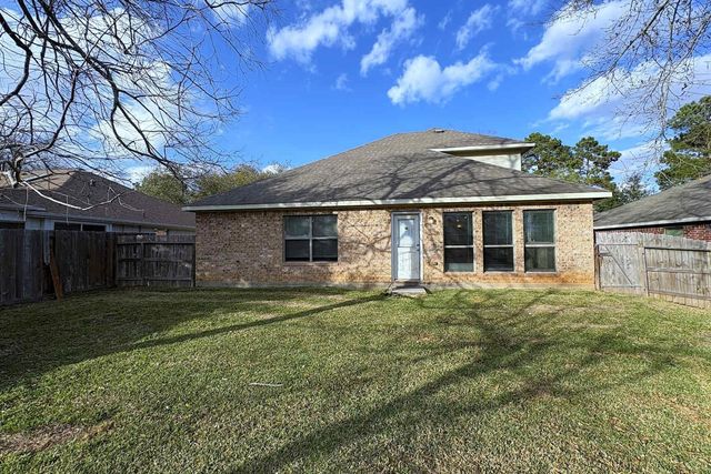 13433 Raintree Drive, Montgomery, TX 77356