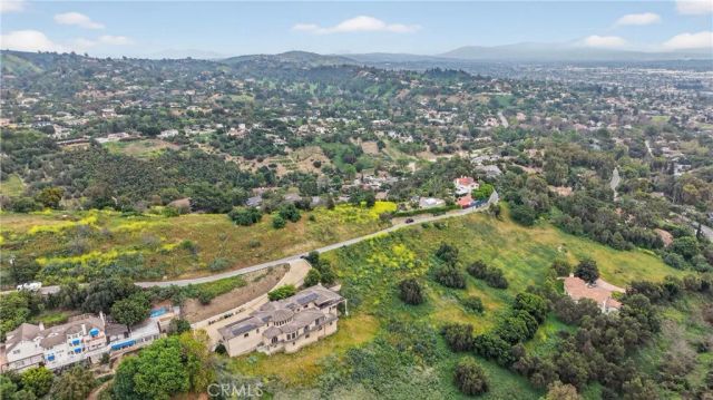 948 Picaacho, La Habra Heights, CA 90631