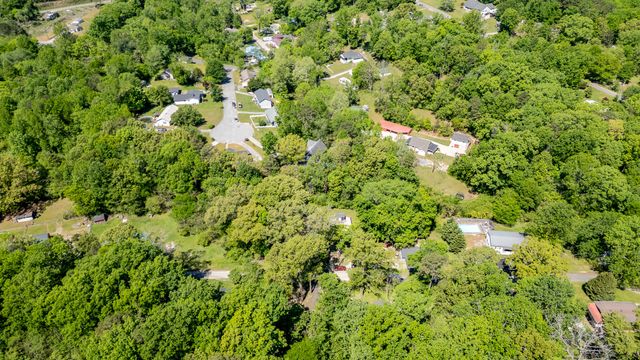 435 Montclair Drive, Rossville, GA 30741