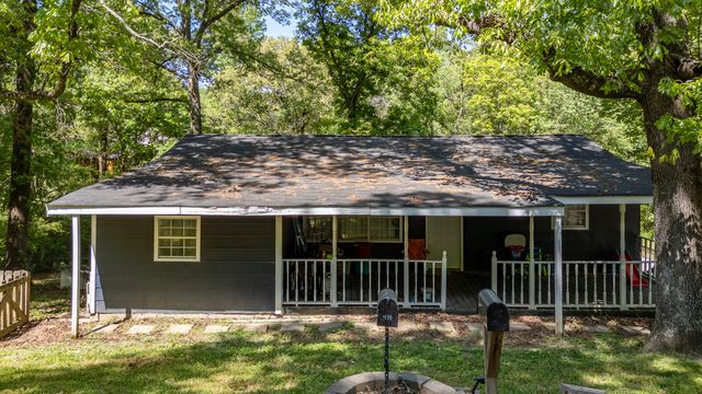 435 Montclair Drive, Rossville, GA 30741