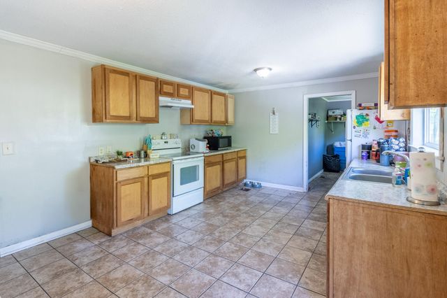 435 Montclair Drive, Rossville, GA 30741