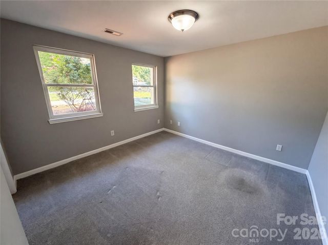 1322 Carolyn Drive, Charlotte, NC 28205
