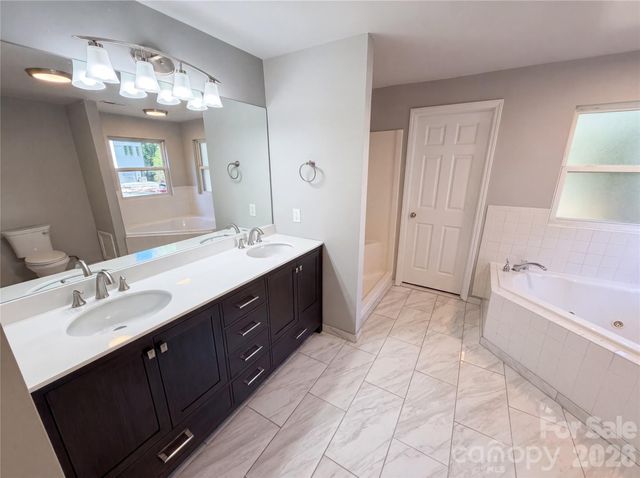 1322 Carolyn Drive, Charlotte, NC 28205