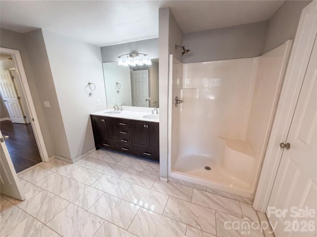 1322 Carolyn Drive, Charlotte, NC 28205