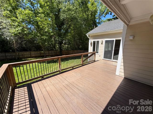 1322 Carolyn Drive, Charlotte, NC 28205