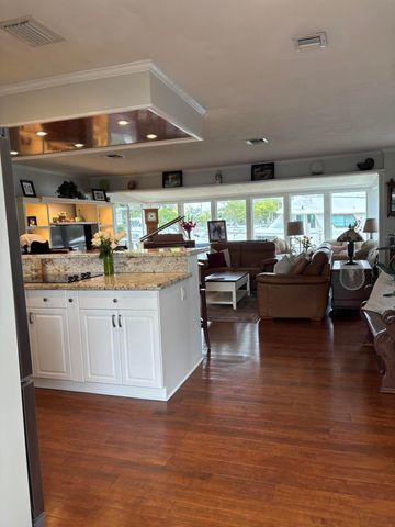 1607 SE 12th Court, Fort Lauderdale, FL 33316