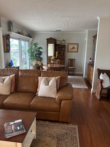 1607 SE 12th Court, Fort Lauderdale, FL 33316