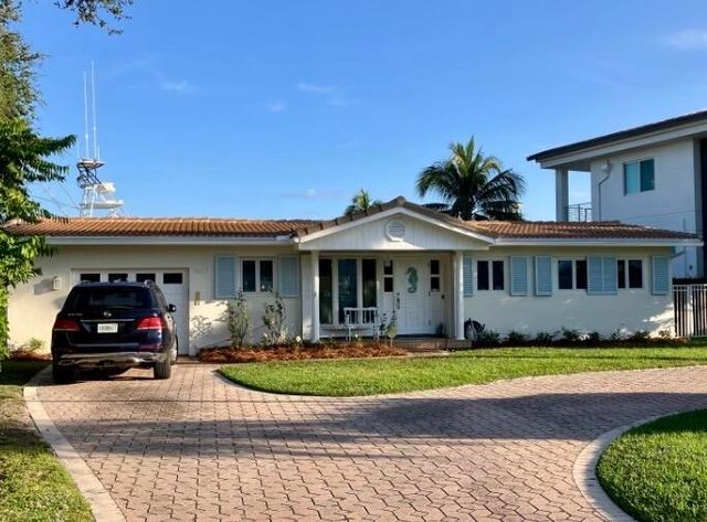 1607 SE 12th Court, Fort Lauderdale, FL 33316