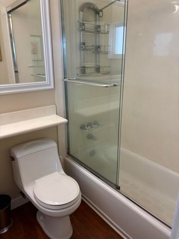 1607 SE 12th Court, Fort Lauderdale, FL 33316