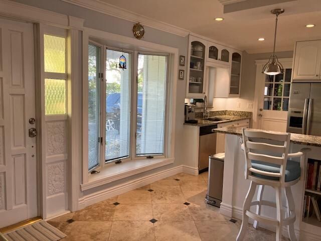 1607 SE 12th Court, Fort Lauderdale, FL 33316