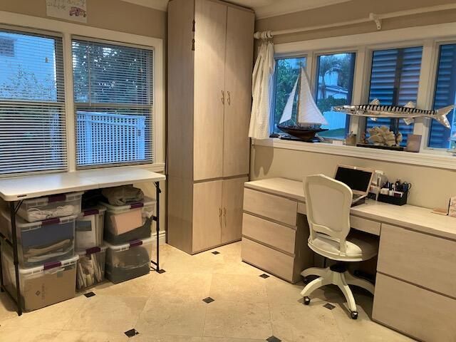 1607 SE 12th Court, Fort Lauderdale, FL 33316