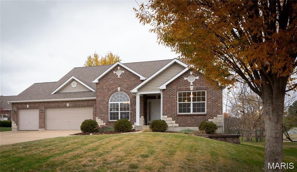 4491 Forder Grove Court, St Louis, MO 63129