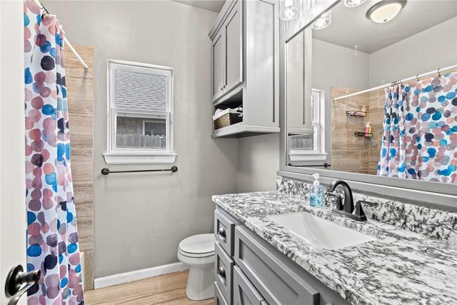 4813 Hidalgo Avenue, Mustang, OK 73064