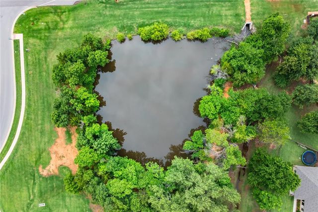 4813 Hidalgo Avenue, Mustang, OK 73064