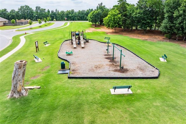 4813 Hidalgo Avenue, Mustang, OK 73064