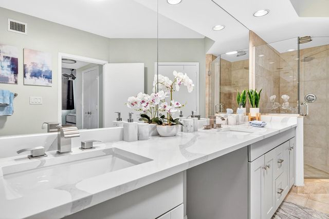 1551 N Flagler Drive 916-917, West Palm Beach, FL 33401