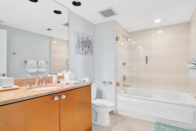 1551 N Flagler Drive 916-917, West Palm Beach, FL 33401