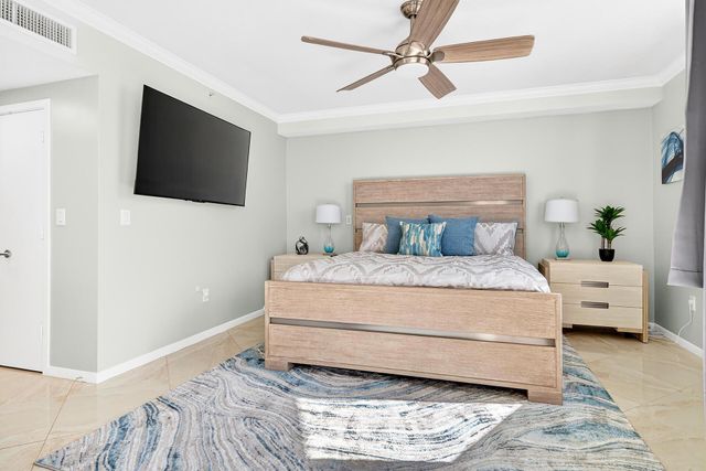 1551 N Flagler Drive 916-917, West Palm Beach, FL 33401