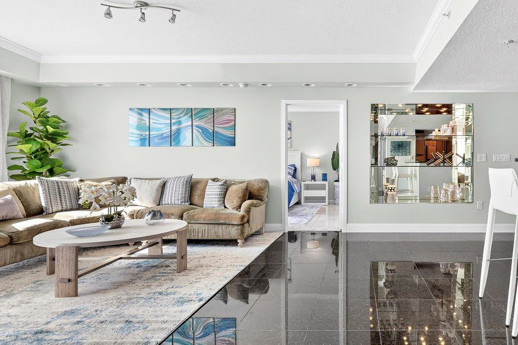 1551 N Flagler Drive 916-917, West Palm Beach, FL 33401