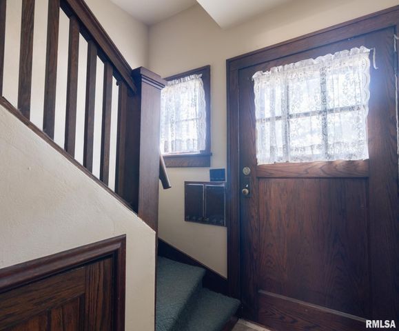 706 BACON Street, Pekin, IL 61554