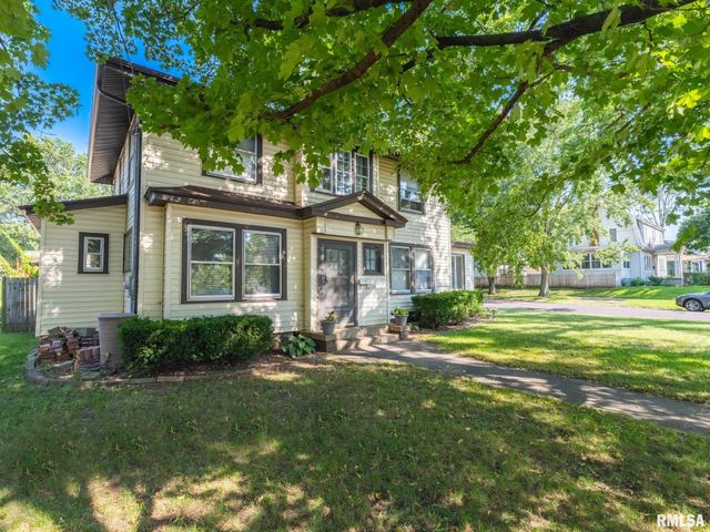 706 BACON Street, Pekin, IL 61554